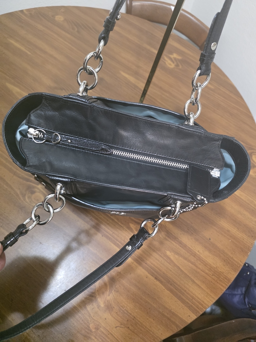 Coach Collette In Black Cowhide,buttery Soft Leather - Picture 14 of 16